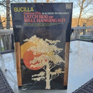 Vtg Bucilla Deluxe November #12866 MOD Latch Hook Rug Wall Hanging Tree Sunset